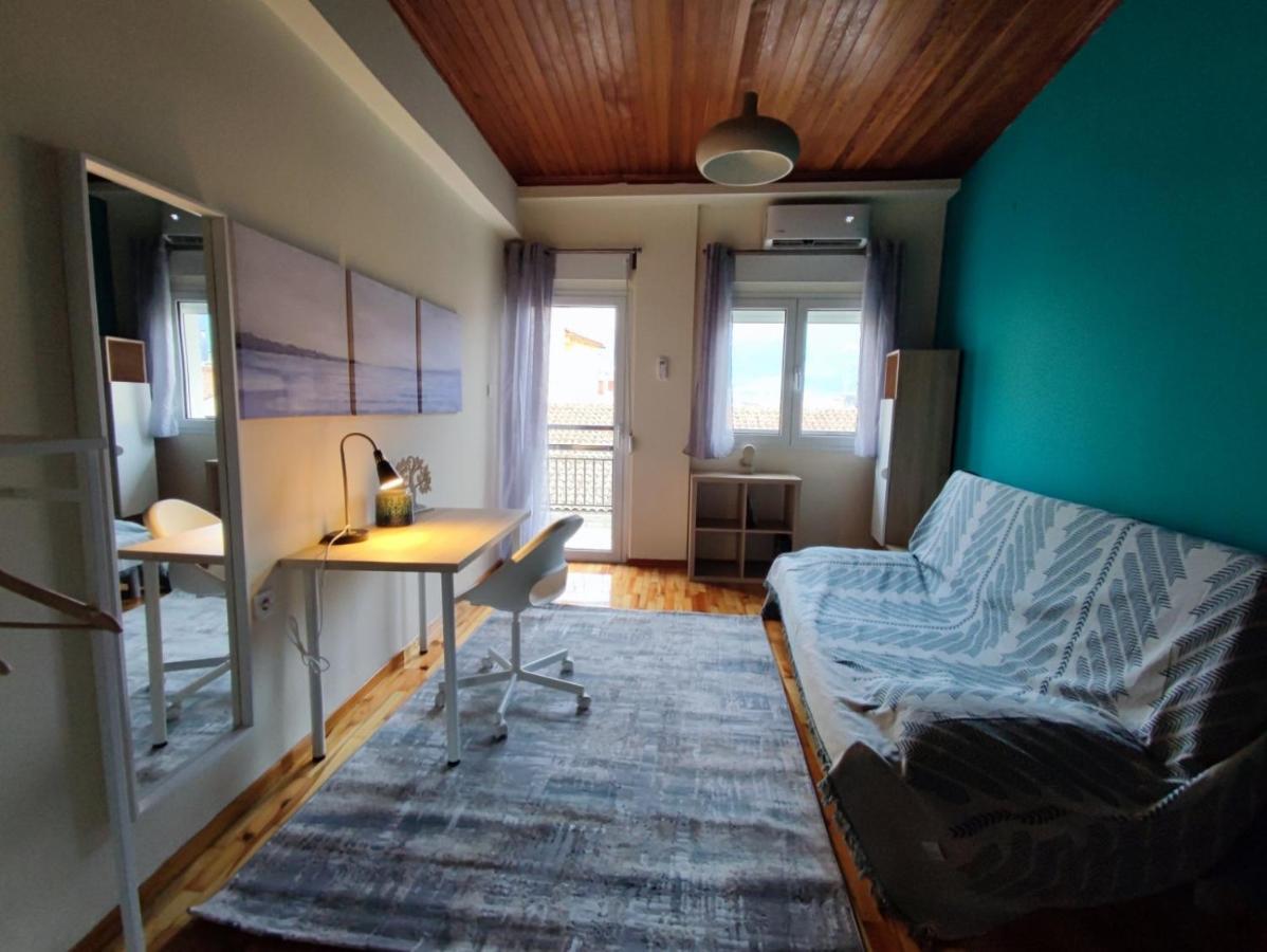 Wood & White Apartment In Historic Center With 2 Bedrooms Ioannina Exterior photo